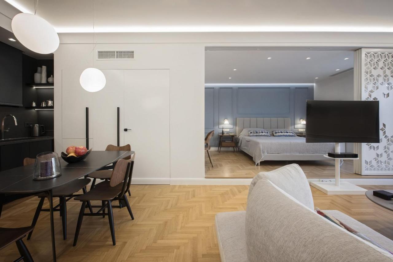 Chic Central Athens Apartment At Mavilli Sq. Eksteriør bilde