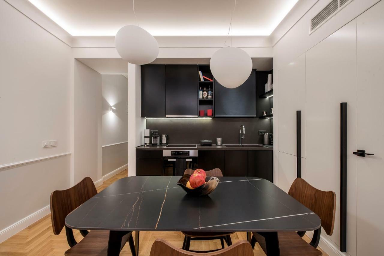 Chic Central Athens Apartment At Mavilli Sq. Eksteriør bilde